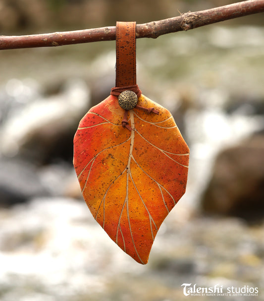 Cork Leather Zipper Pouch - Red Spade Leaf