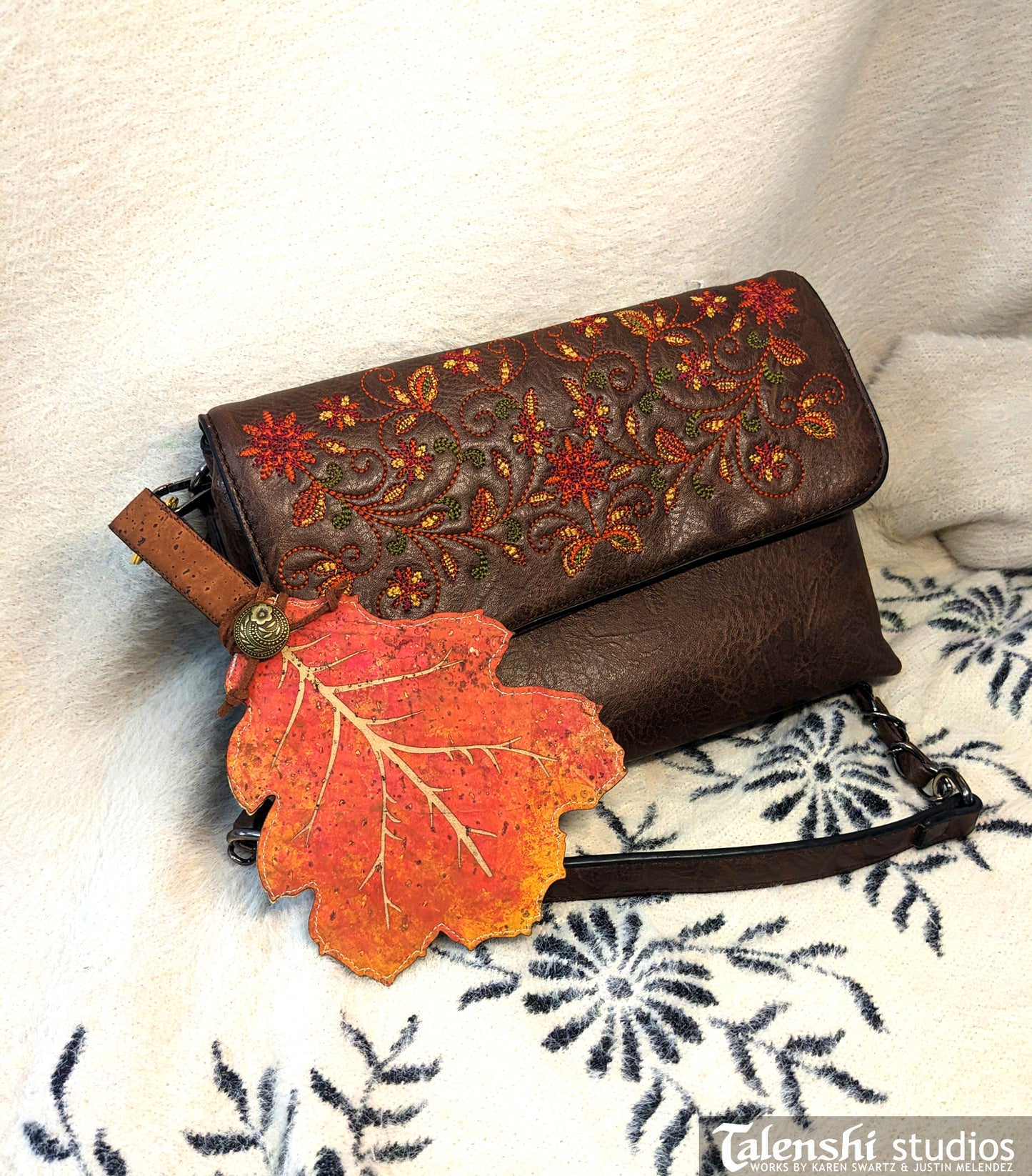 Autumn Red Oak Leaf Wallet or Coin Purse (2 sizes)