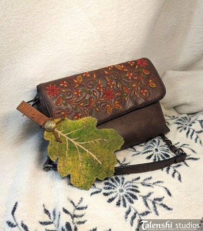 Spring Green Oak Leafd Wallet or Coin Purse (2 sizes)