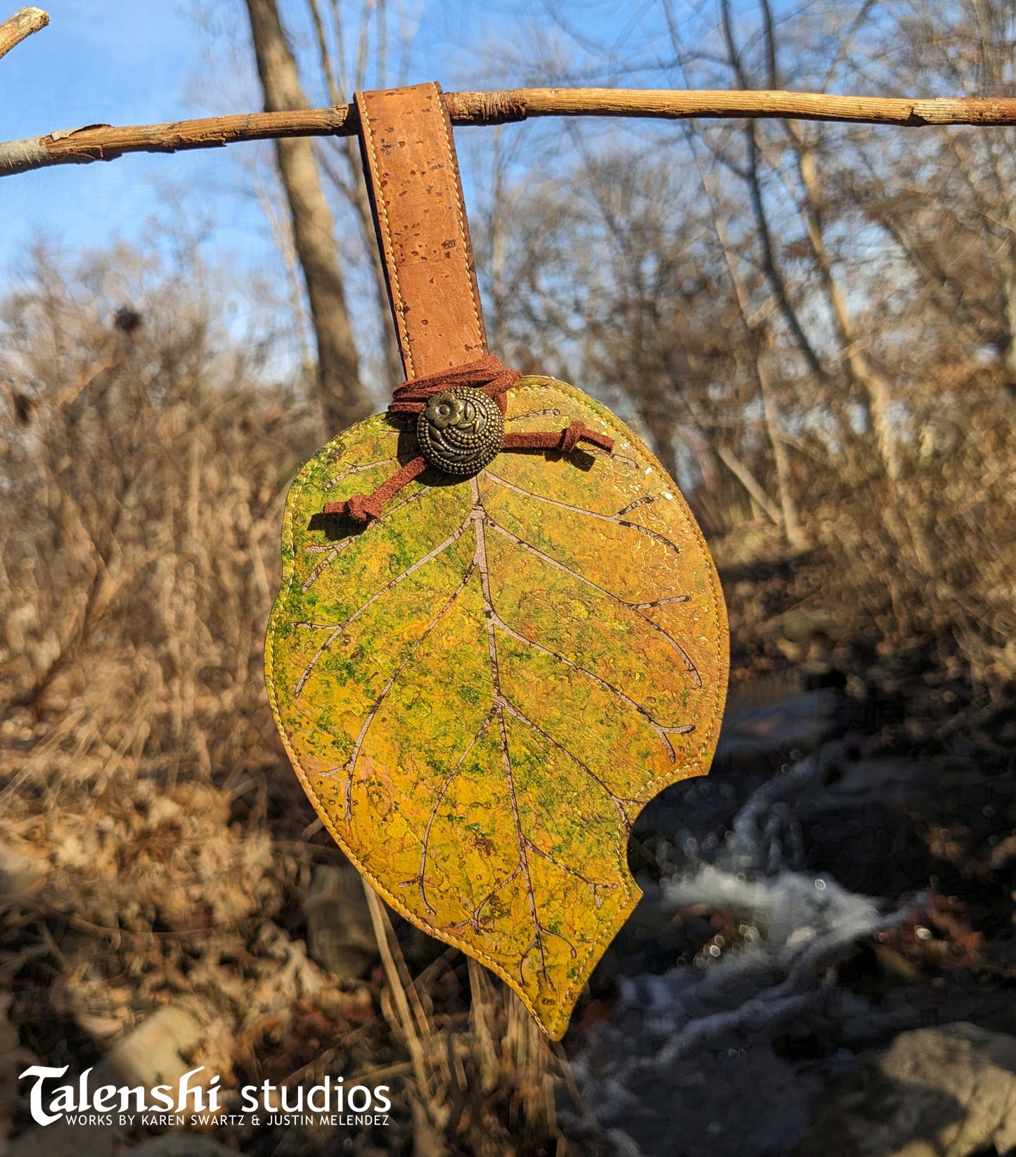 Cork Leather Zipper Pouch - Green Osage Leaf (2 sizes)
