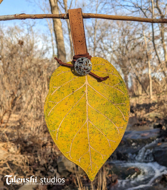 Cork Leather Zipper Pouch - Green Osage Leaf (2 sizes)