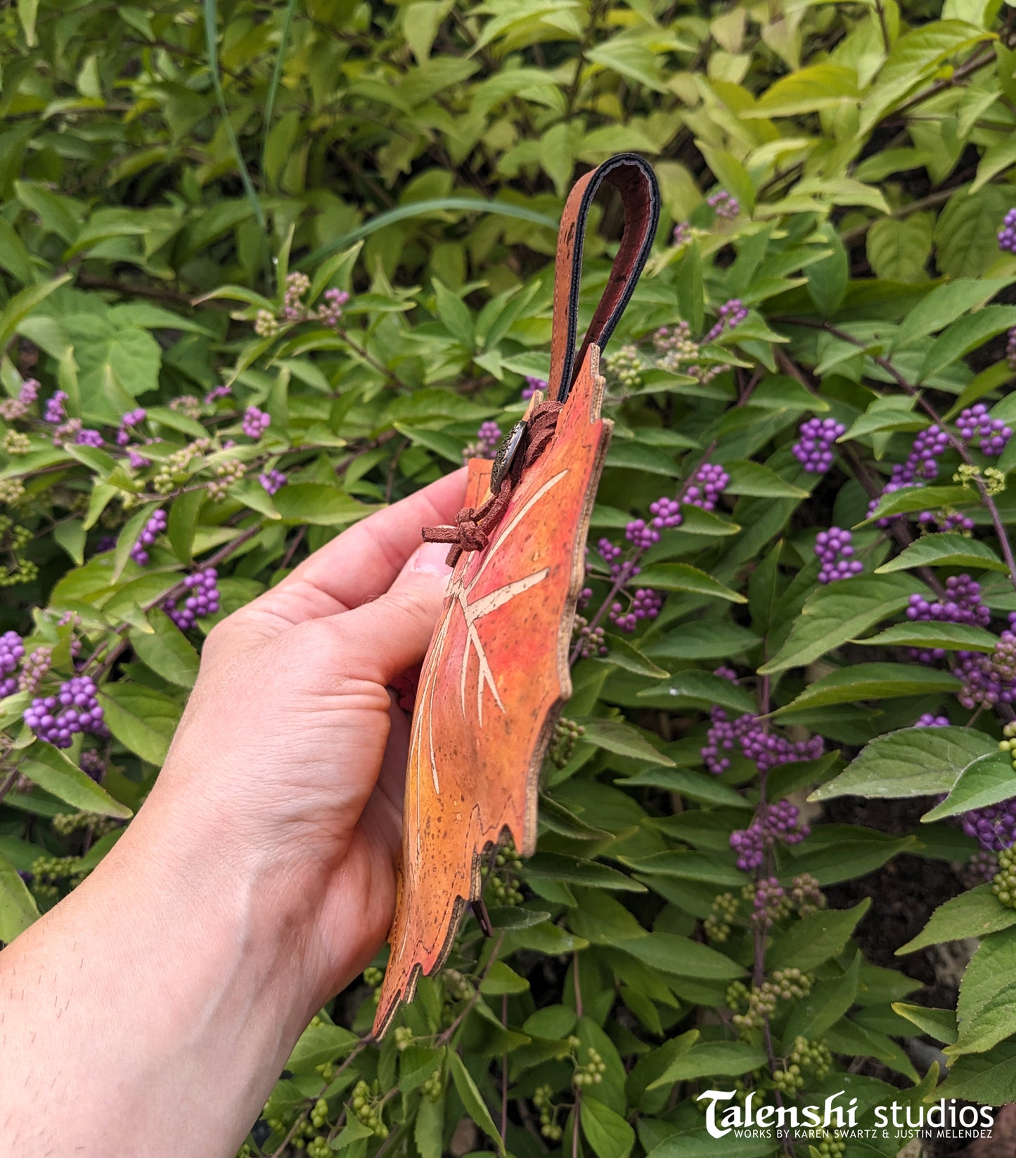 Cork Leather Zipper Pouch - Red Sycamore